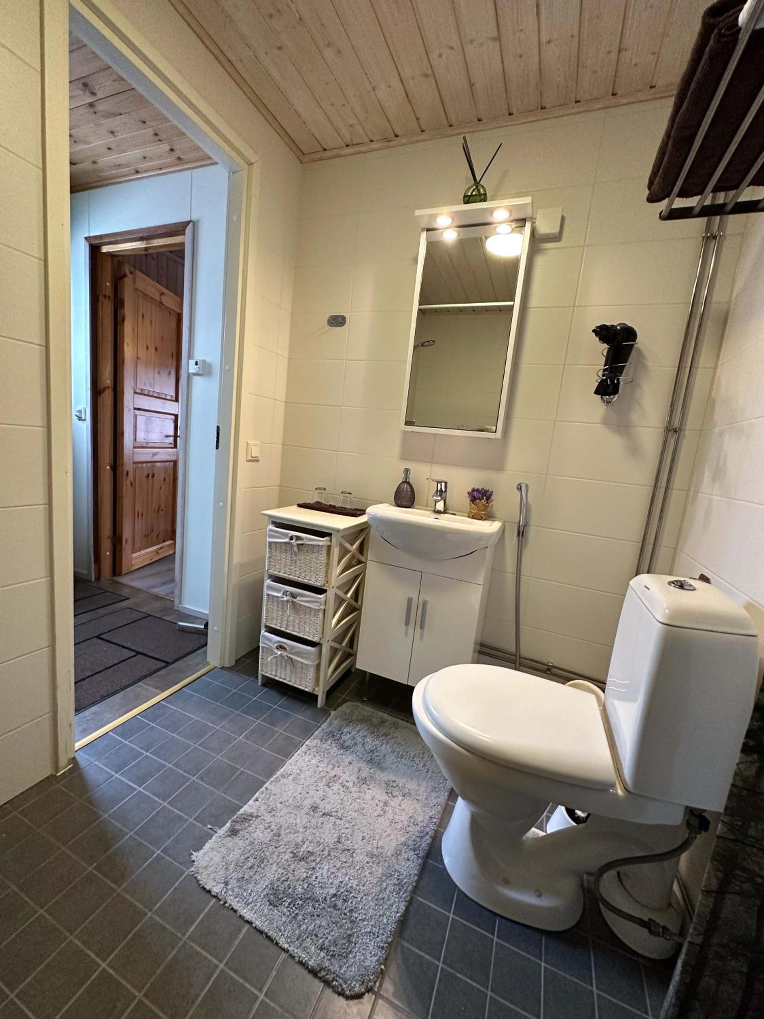 Koivula Guest House Котка Экстерьер фото